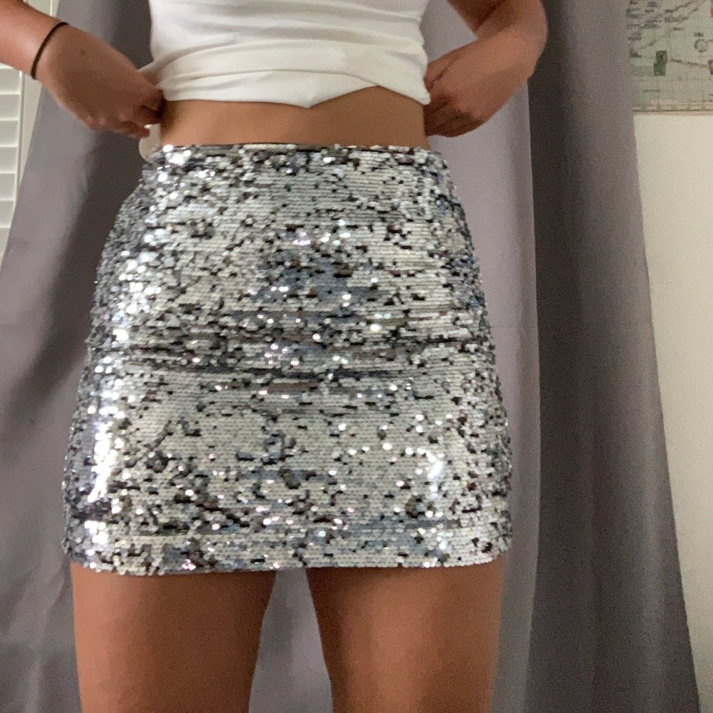 Urban outfitters silver sequin skirt